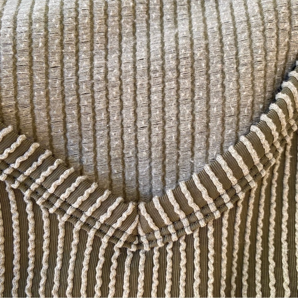 Textured Rib V-Neck Pocket Tee — Sage/Olive Stripe (Size S) - Picture 2 of 9
